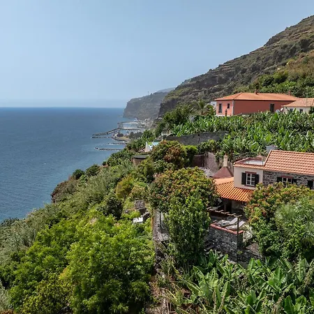 Ourmadeira - Stonecliff * Calheta (Madeira)