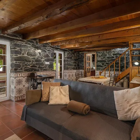 Country house Ourmadeira - Stonecliff