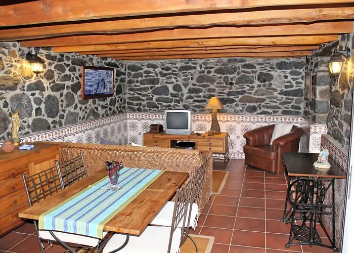 Venkovský dům Ourmadeira - Stonecliff Calheta (Madeira)