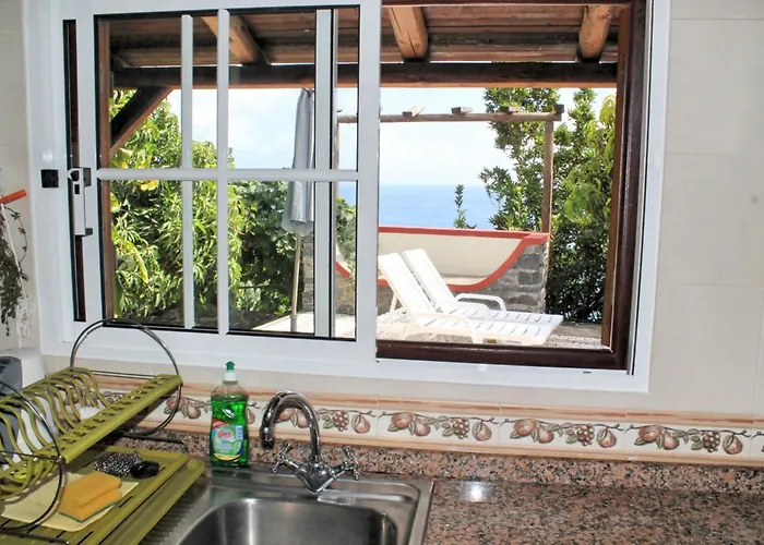 Ourmadeira - Stonecliff * Calheta (Madeira)